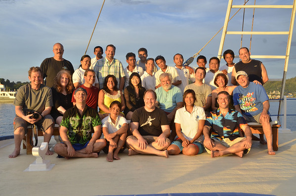 raja ampat dive trip group photo
