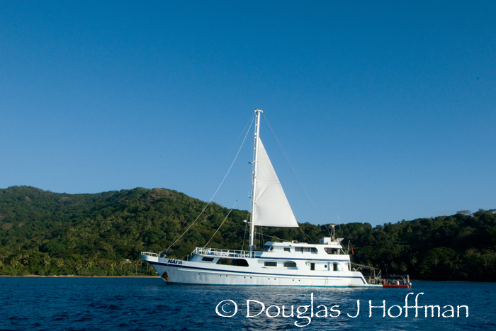 Aboard Nai'a, Destination: Fiji naia-Boat